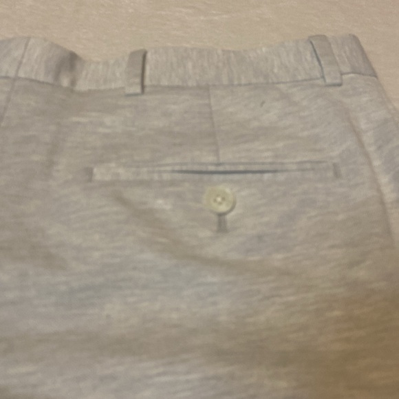 J.FERRAR NWT Size 32x30 Light Gray Slim 360 Flat Front Stretch Knit Pants - Picture 7 of 8